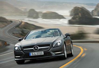 مرسيدس بينز تطلق SL550 المكشوفة 